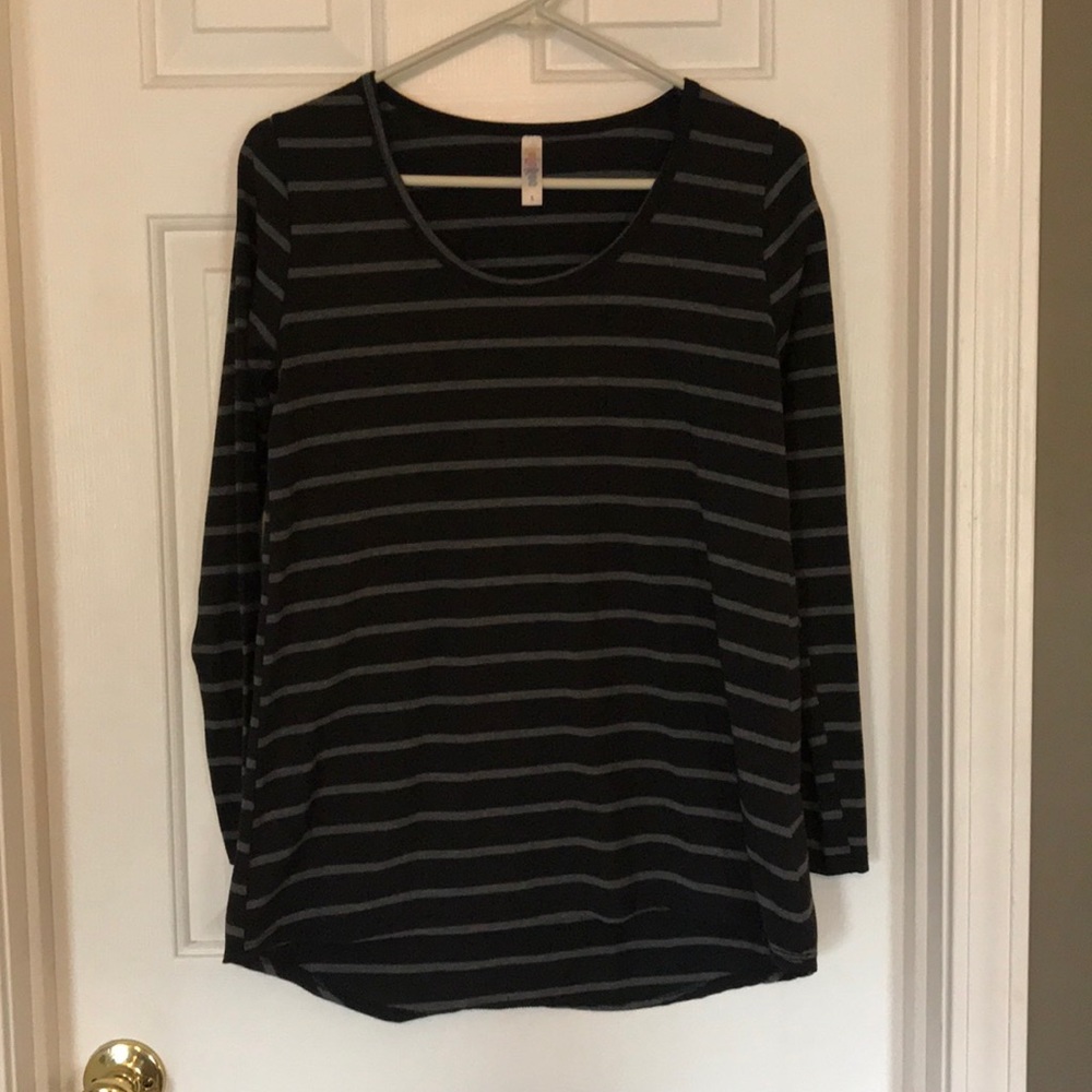 Black striped LuLaRoe Lynnae